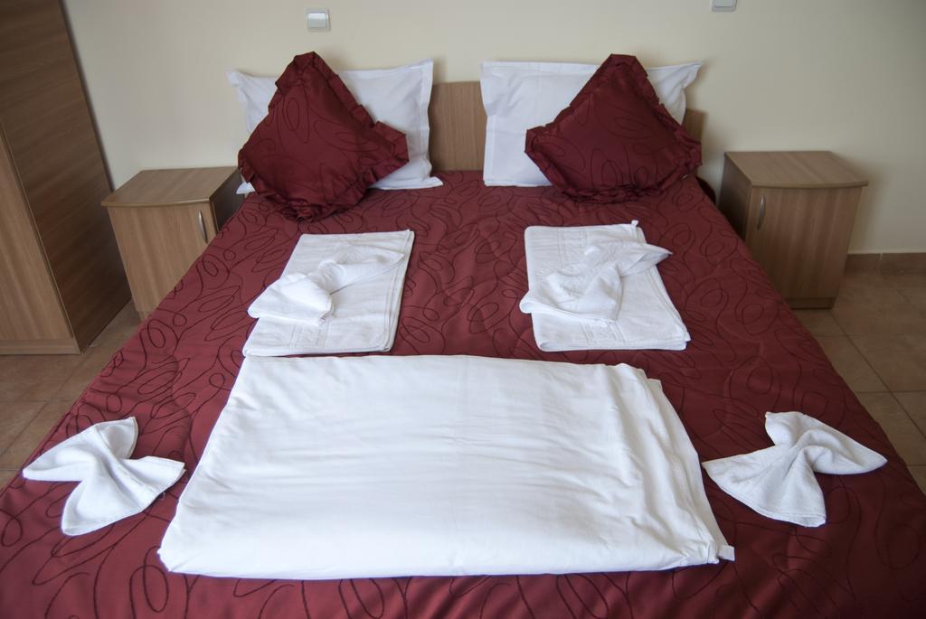 Hotel Laguna Eforie Nord Habitación foto